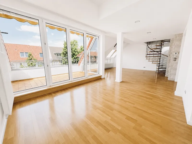 Exklusive Wohnung: 136 m² | 4 Zimmer | Dachterrasse |  hochwertige Ausstattung — photo 1
